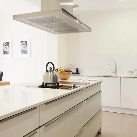 Rent Top Diagonal-aribau Hotell 3*